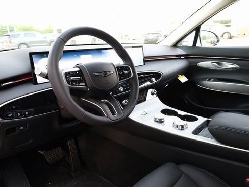 New 2026 Genesis GV70 2.5T Select image 10