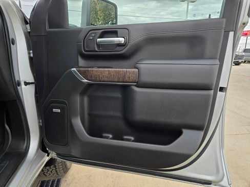 Certified 2023 GMC Sierra 2500 Denali w/ Denali Ultimate Package image 31