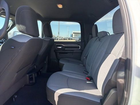 Used 2024 RAM 2500 Big Horn w/ Bed Utility Group image 10