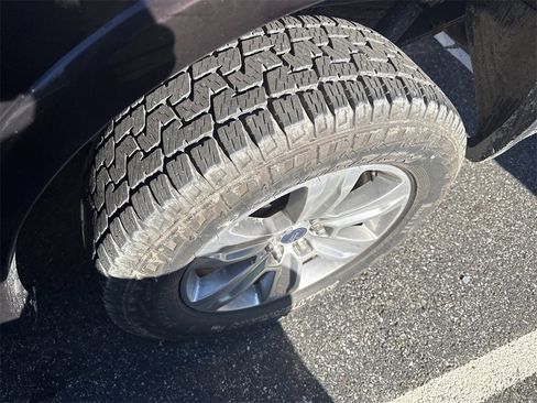 Used 2018 Ford F150 XLT w/ Equipment Group 302A Luxury image 13