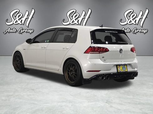 Used 2019 Volkswagen Golf R 4-Door AWD/4WD image 17