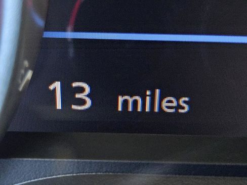 New 2025 Nissan Sentra SV w/ Trunk Package image 18