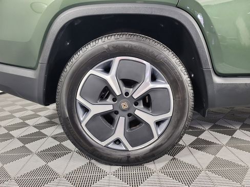 Used 2024 Rivian R1T Adventure AWD/4WD image 12