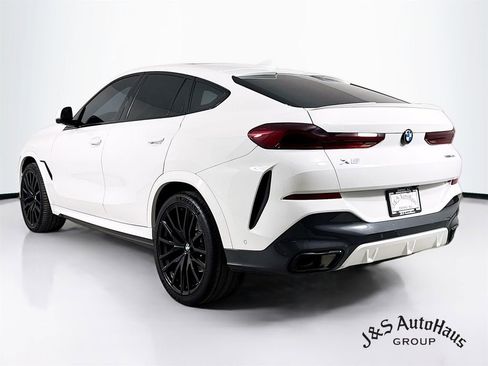 Used 2023 BMW X6 xDrive40i w/ M Sport Package image 5