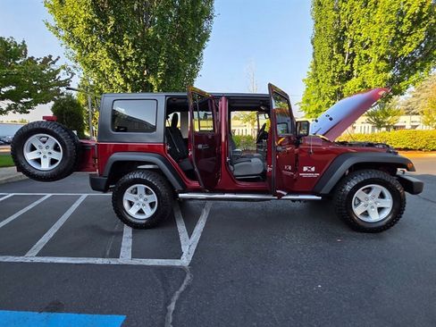 Used 2008 Jeep Wrangler Unlimited X AWD/4WD image 24