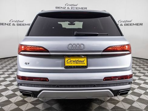 Used 2025 Audi Q7 2.0T Premium w/ Convenience Package AWD/4WD image 7