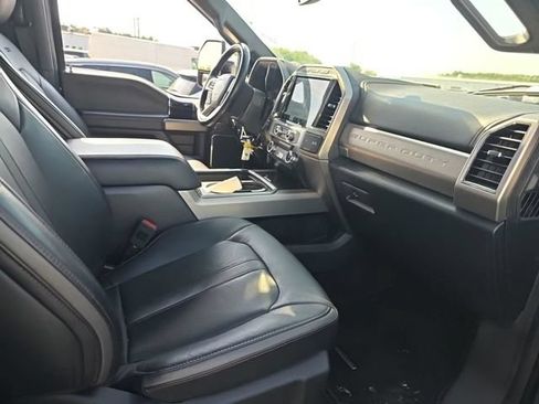Used 2022 Ford F350 Platinum w/ Tremor Off-Road Package AWD/4WD image 2