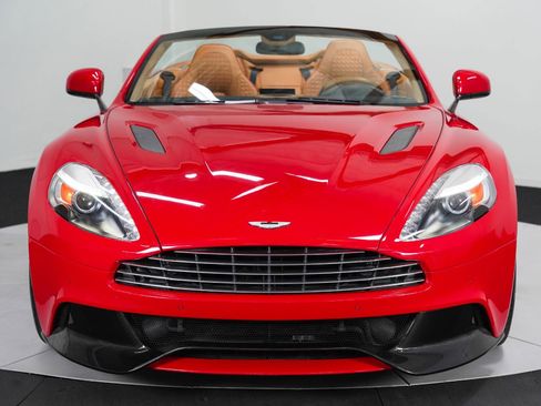 Used 2014 Aston Martin Vanquish Volante RWD image 10
