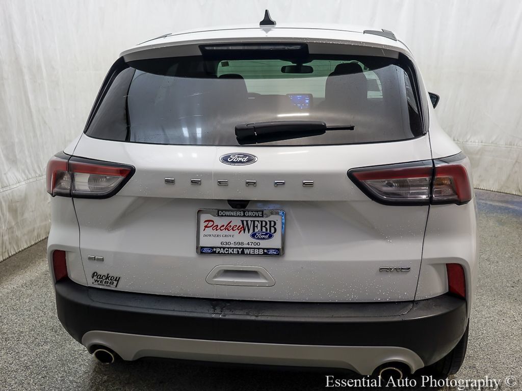 Used 2022 Ford Escape SE w/ Cold Weather Package AWD/4WD image 6