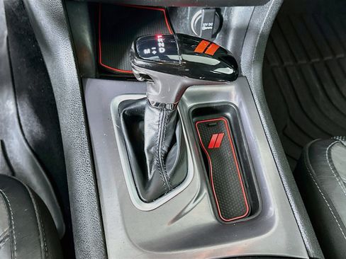 Used 2022 Dodge Charger SXT w/ Leather Interior Group RWD image 24