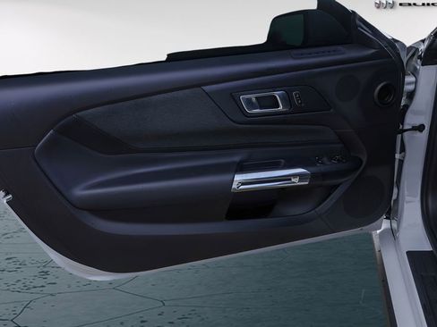 Used 2025 Ford Mustang Coupe image 25