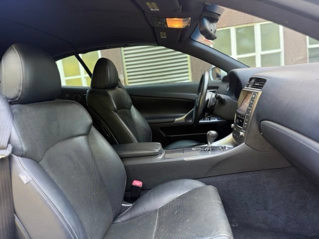 Used 2013 Lexus IS 250C w/ F-Sport Pkg w/Summer Tires RWD image 17