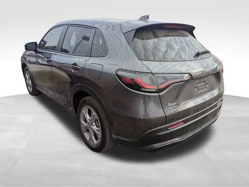 Used 2025 Honda HR-V LX image 8