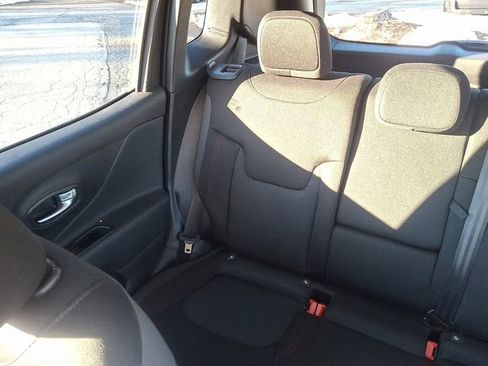 Used 2020 Jeep Renegade Trailhawk w/ Cold Weather Group image 18