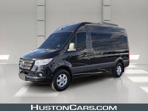 Used 2024 Mercedes-Benz Sprinter 2500 image 1