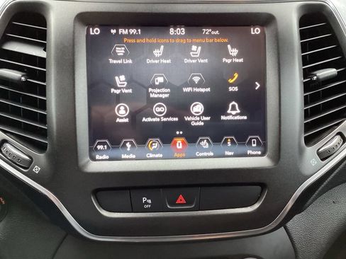 Used 2019 Jeep Cherokee Trailhawk AWD/4WD image 3