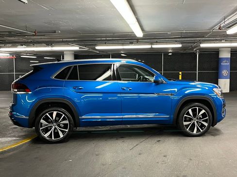 Used 2025 Volkswagen Atlas Cross Sport SEL Premium R-Line AWD/4WD image 41