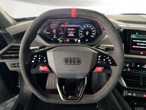 New 2026 Audi RS e-tron GT performance image 18