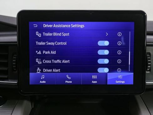 Used 2023 Ford Explorer XLT w/ Equipment Group 202A AWD/4WD image 25