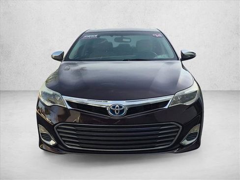 Used 2014 Toyota Avalon XLE Premium FWD image 2