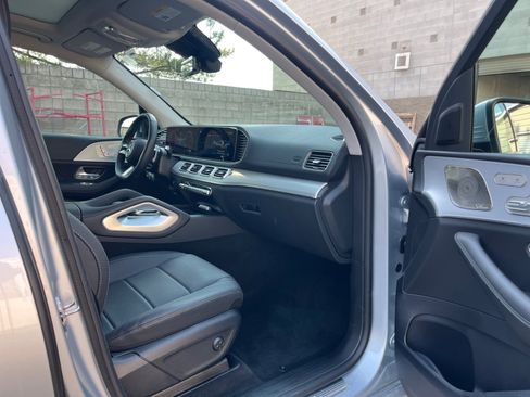 Used 2026 Mercedes-Benz GLS 450 4MATIC image 29