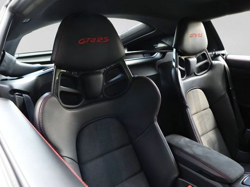 Used 2023 Porsche 718 Cayman GT4 RS RWD image 30