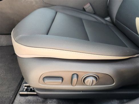 New 2026 Chevrolet Trax ACTIV w/ Driver Confidence Package image 20