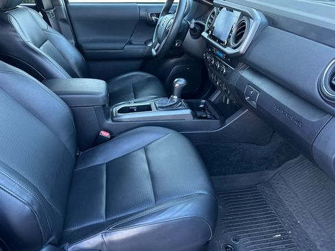 Used 2023 Toyota Tacoma TRD Sport w/ TRD Premium Sport Package image 15