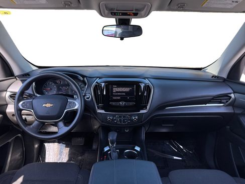 Used 2021 Chevrolet Traverse LS w/ LPO, Cargo Package FWD image 10