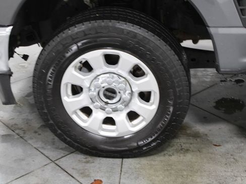 Used 2024 Ford F250 XLT image 22