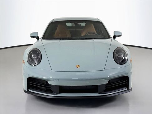 Used 2025 Porsche 911 Carrera RWD image 11