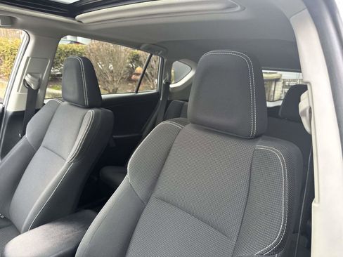 Used 2016 Toyota RAV4 XLE image 19