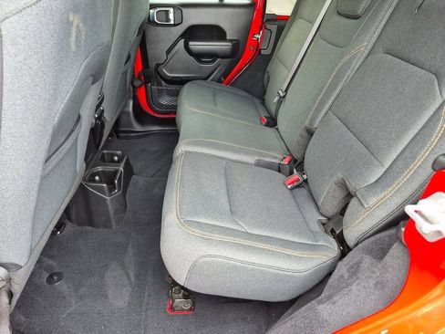 Used 2025 Jeep Wrangler Unlimited Sport AWD/4WD image 21