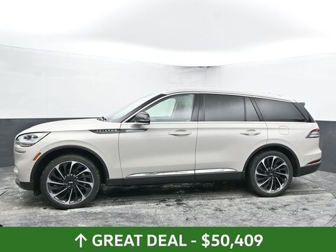 Used 2024 Lincoln Aviator Reserve w/ Equipment Group 201A AWD/4WD image 10