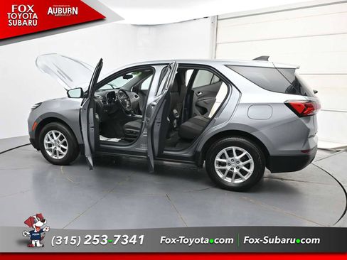 Used 2024 Chevrolet Equinox LT AWD/4WD image 43