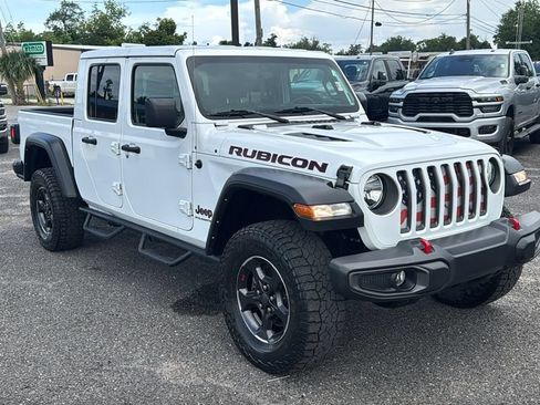 Used 2023 Jeep Gladiator Rubicon w/ Cold Weather Group AWD/4WD image 8