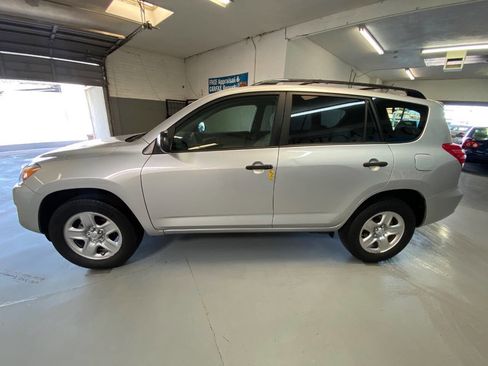 Used 2010 Toyota RAV4 2WD image 19