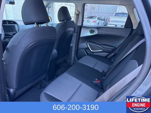 Used 2024 Kia Soul LX w/ Option Group 015 image 11