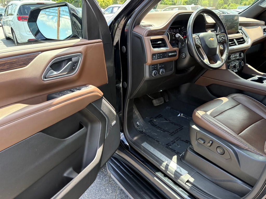 Used 2021 Chevrolet Tahoe High Country AWD/4WD image 23
