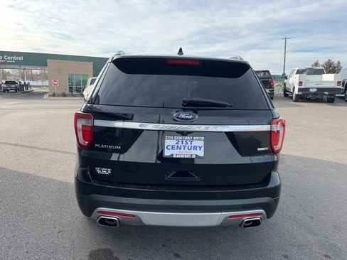 Used 2016 Ford Explorer Platinum image 9