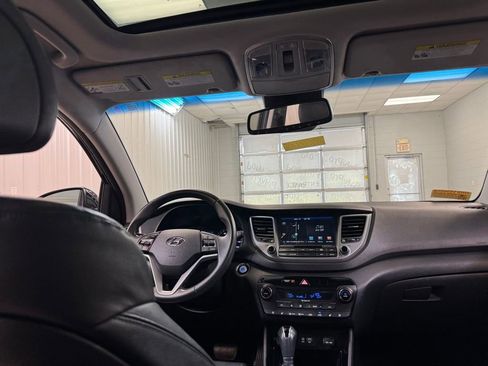 Used 2016 Hyundai Tucson Limited w/ Option Group 03 image 22