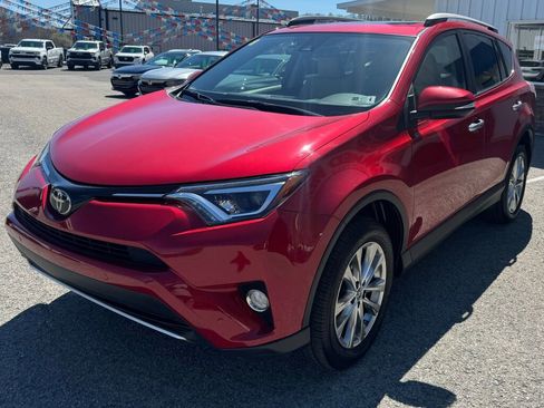 Used 2016 Toyota RAV4 Limited image 3