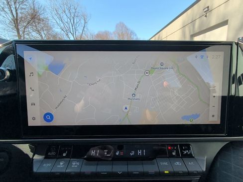 Used 2025 Toyota Camry XLE image 21