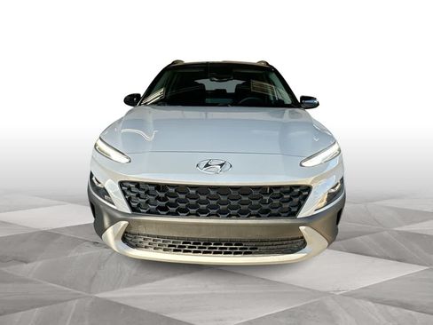 Used 2023 Hyundai Kona SEL FWD image 3