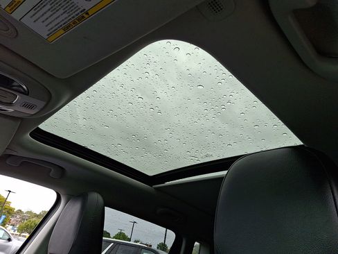 Used 2020 Jeep Compass Latitude image 16