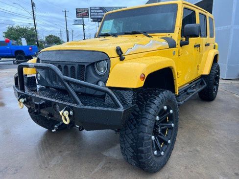 Used 2015 Jeep Wrangler Unlimited Sahara image 1