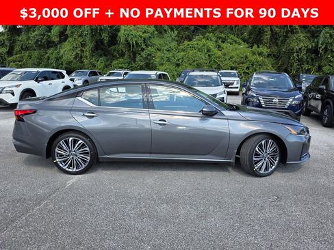 New 2025 Nissan Altima 2.5 SL image 41