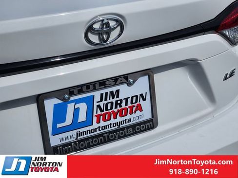 Used 2024 Toyota Corolla LE image 11