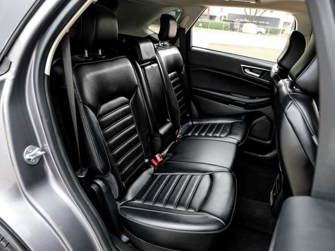 Used 2022 Ford Edge SEL AWD/4WD image 35