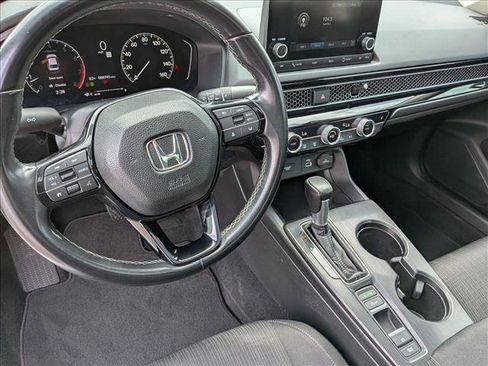 Used 2022 Honda Civic EX image 11
